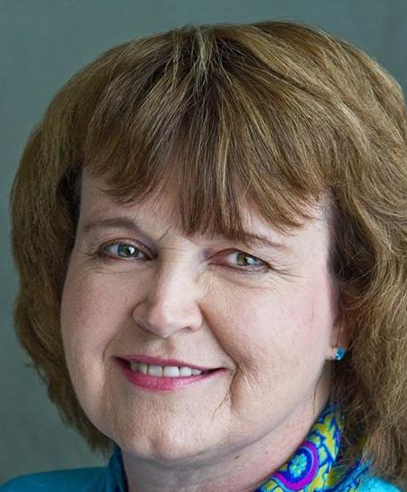 Julie Schmit-Albin Headshot